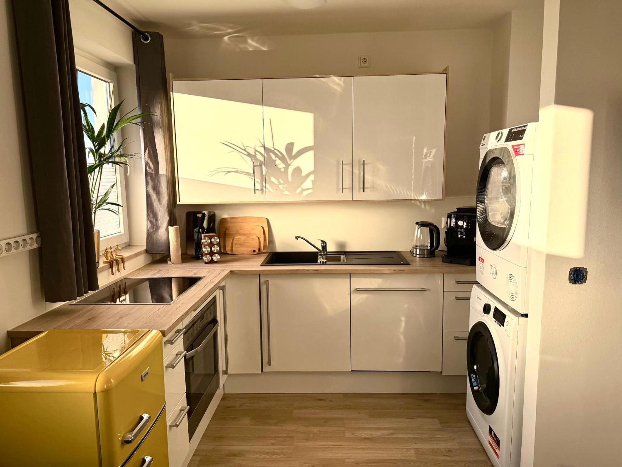 Yay - 65M2 Apartment Am Bahnhof - Smart Tv - Internet - Kaffee - Waschmaschine - Trockner Mühldorf Zewnętrze zdjęcie